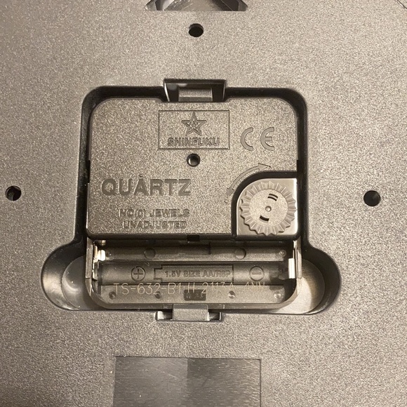 Silent Floral Wall Clock Non Ticking 10 inch Decorative  (Lotus Black) - Picture 3 of 8